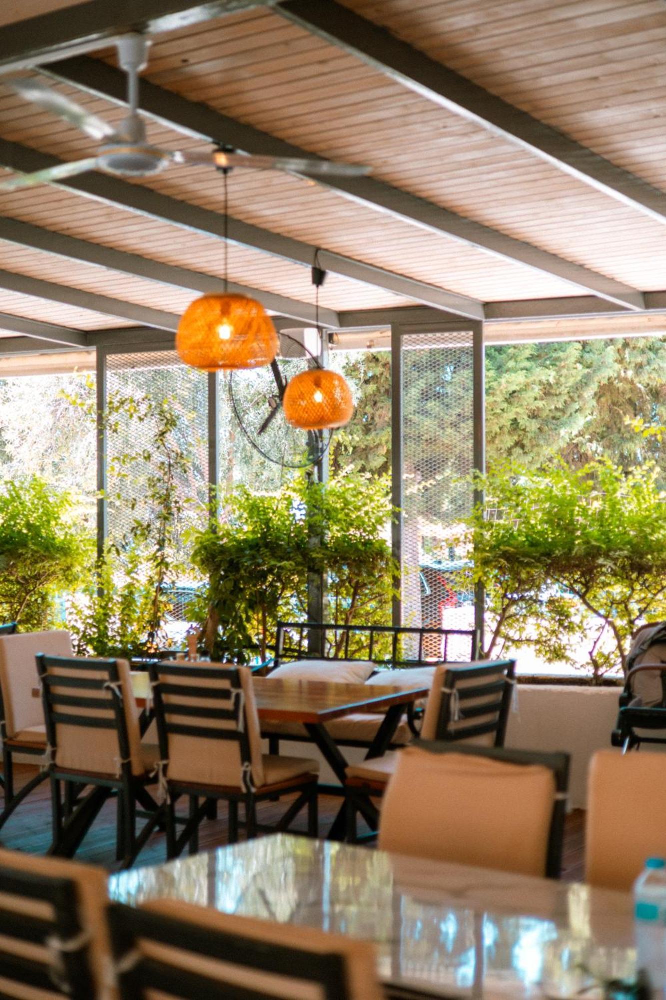 Royal Blue Hotel Dhërmi Εξωτερικό φωτογραφία
